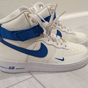 Nike Kids Cream and Blue Sneakers